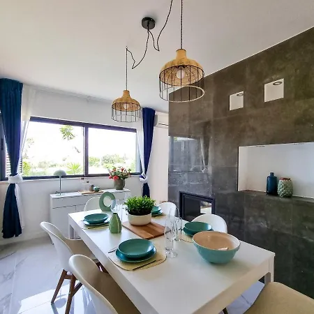 Flh Ocean View House With Garden & Pool Hébergement de vacances Albufeira